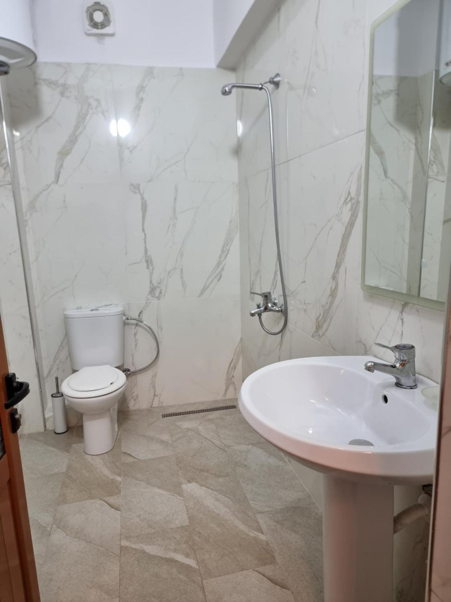 Kc Apartment Берат Экстерьер фото